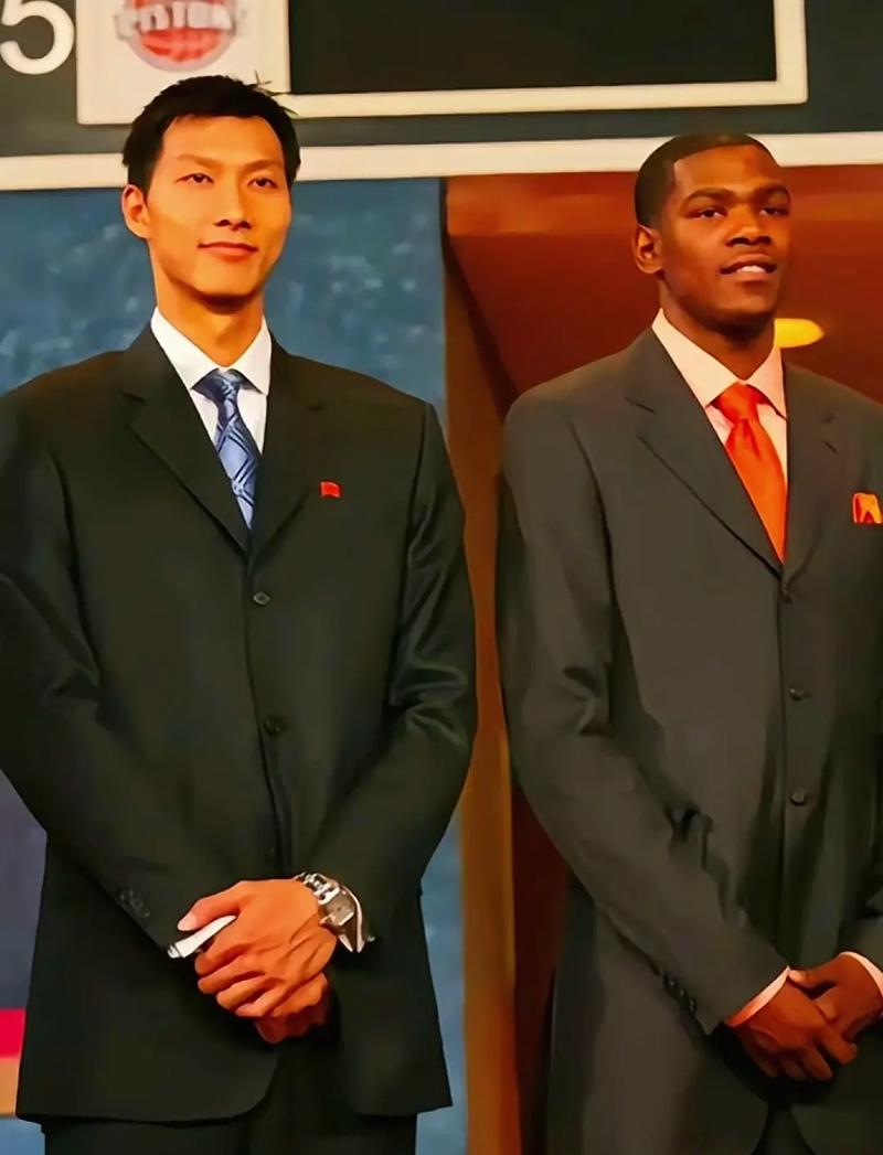 重排2007年NBA选秀名次！易建联第六顺位，他能排第几？